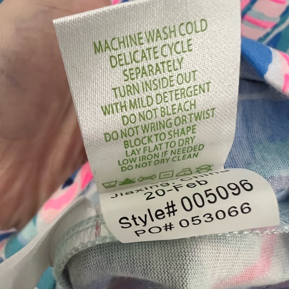 Lilly Pulitzer Gavyn Henley T-shirt dress - Picture 10 of 11